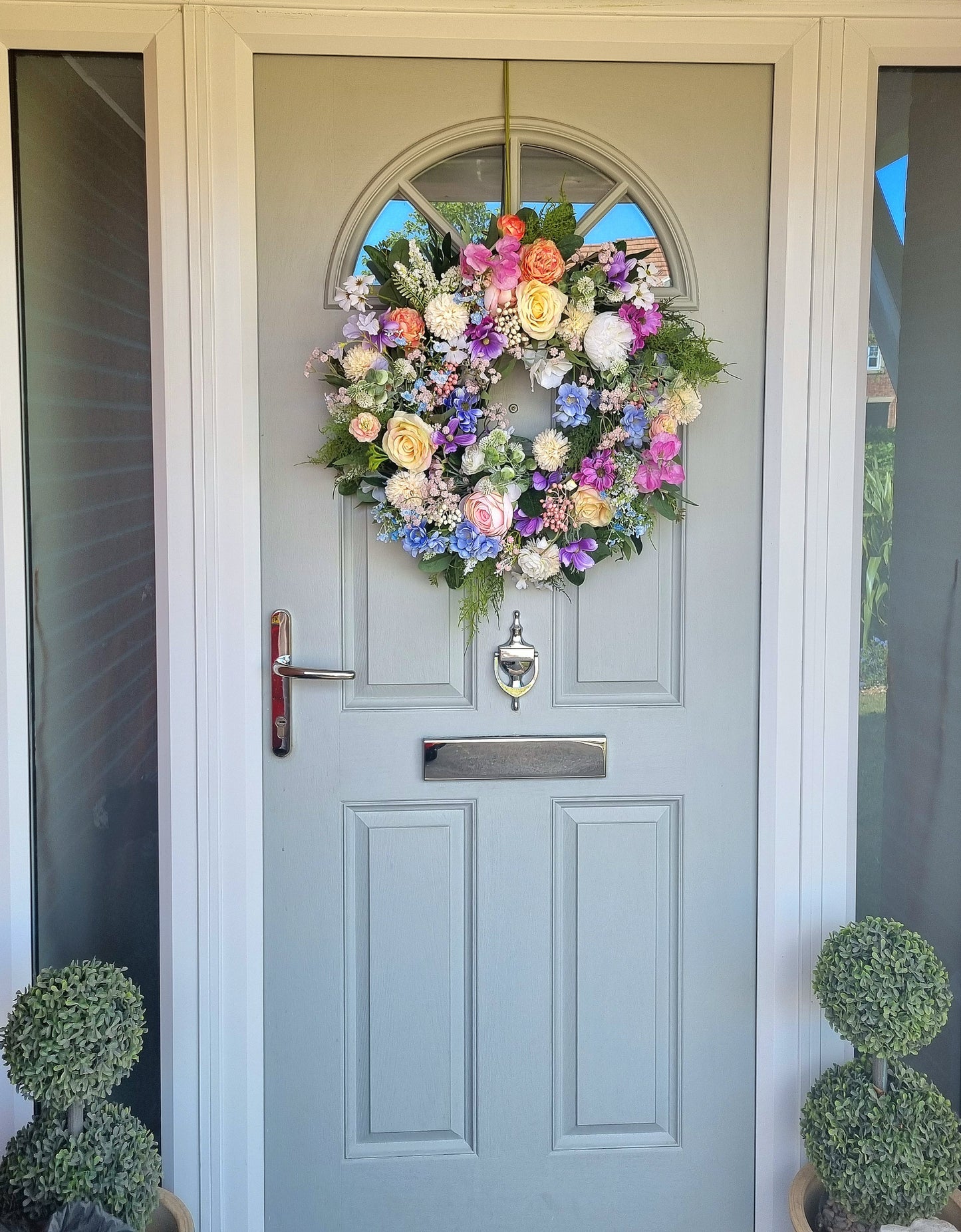 Luxury multicoloured wild flower artificial wreath