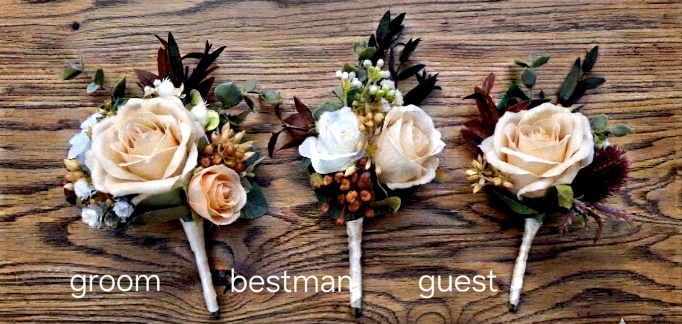 Autumn hues buttonholes