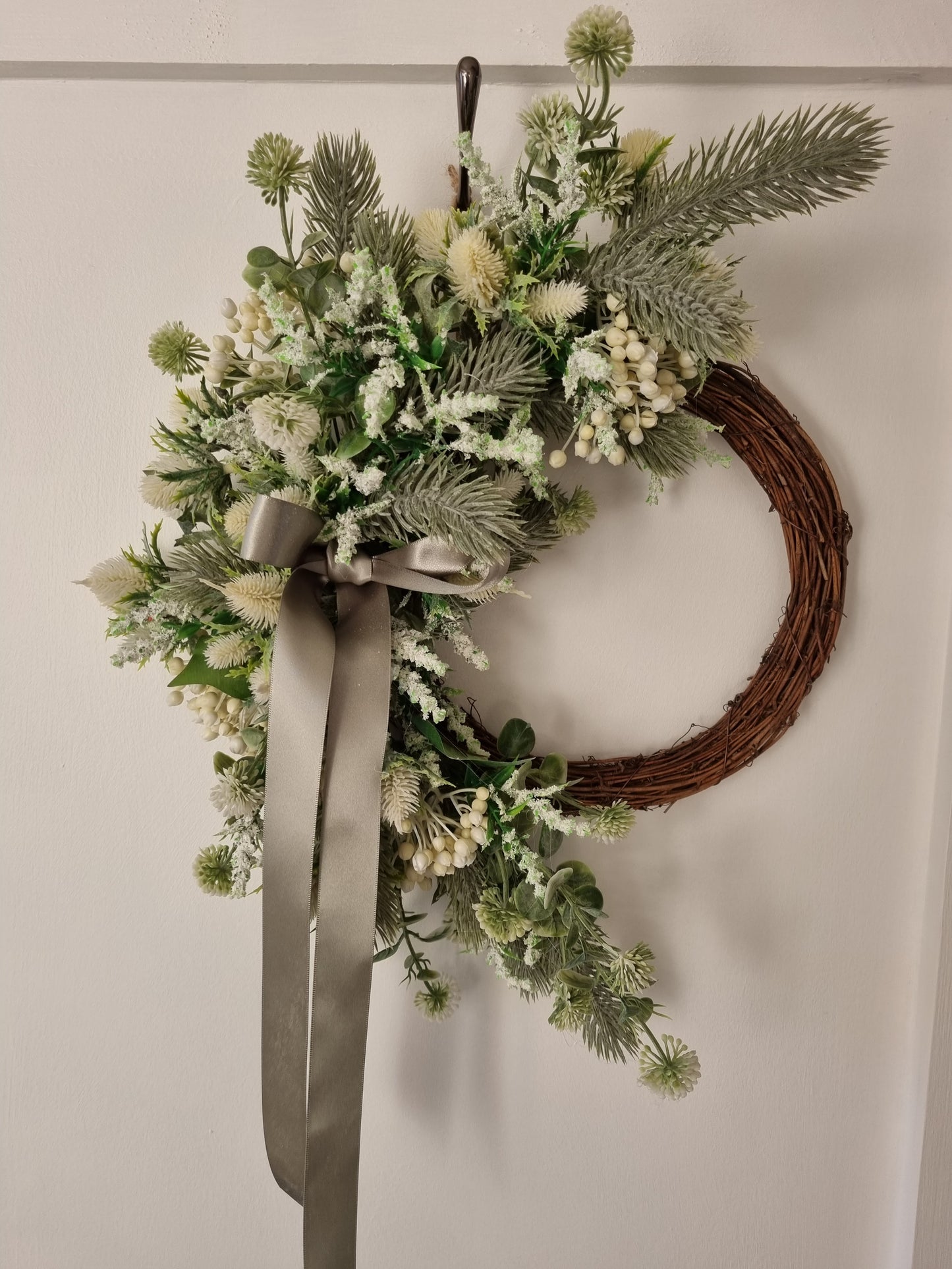 Ivory & sage 3/4 artificial Christmas wreath