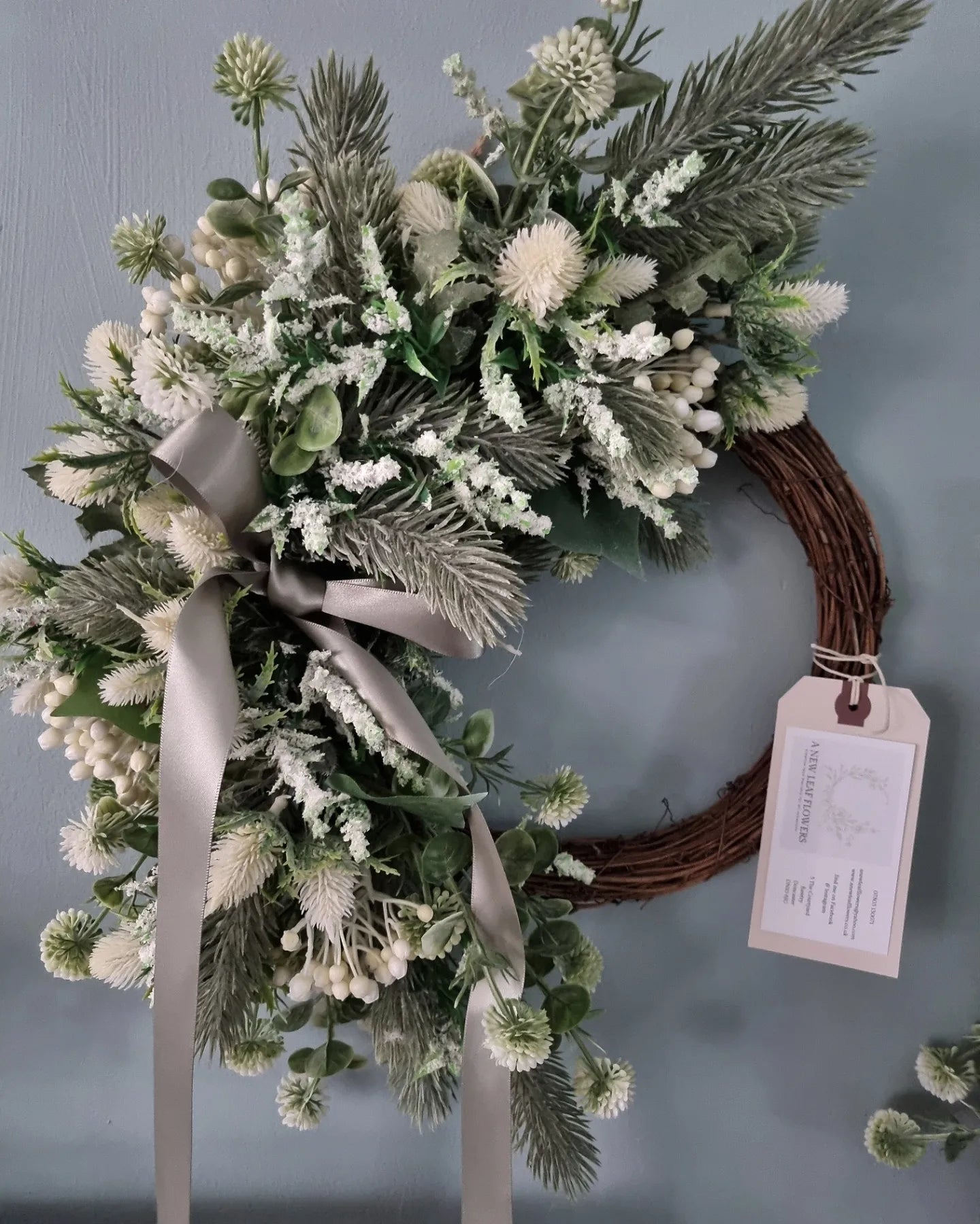 Ivory & sage 3/4 artificial Christmas wreath